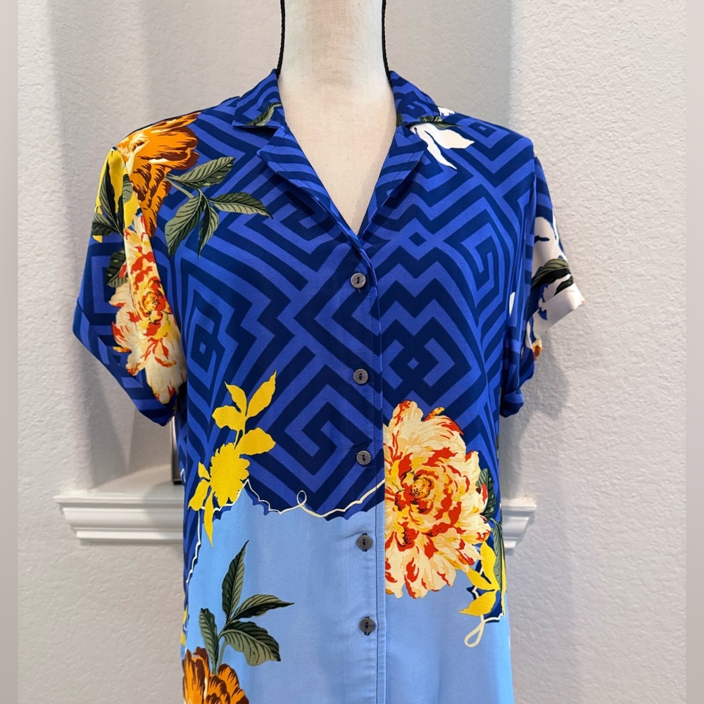 Anthropologie Hawaiian print, short sleeve button down, size XS. NWT!!